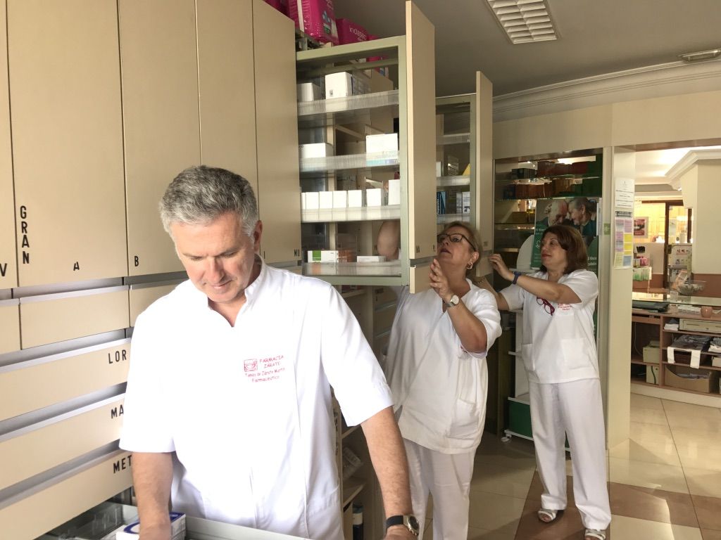 cuarta seccion equipo - Farmacia Zárate en Icod de los Vinos